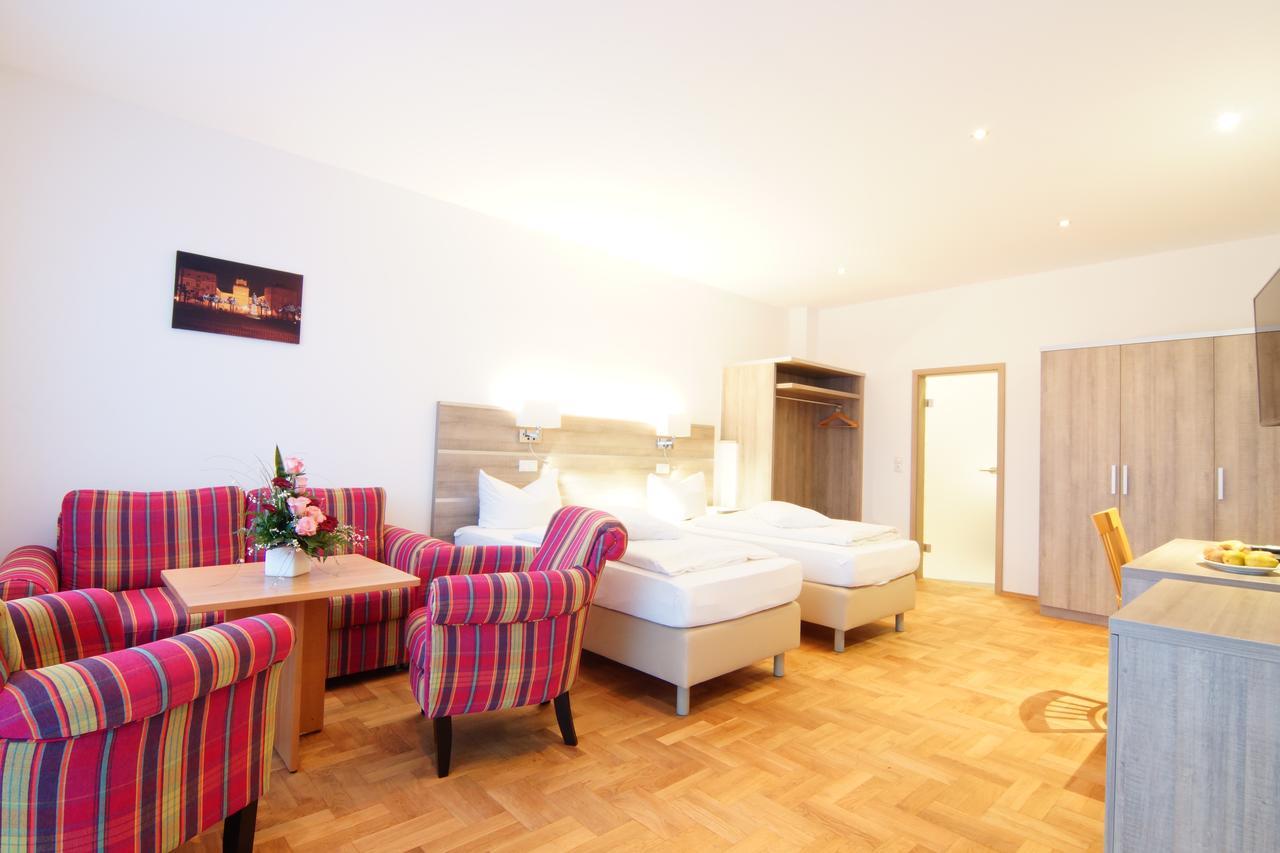Hotel Spitzenpfeil Michelau in Oberfranken Ngoại thất bức ảnh