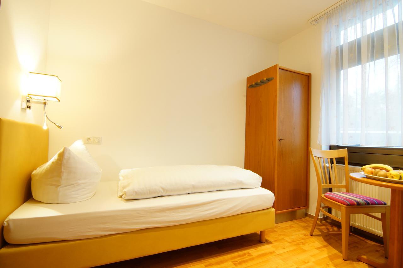 Hotel Spitzenpfeil Michelau in Oberfranken Ngoại thất bức ảnh