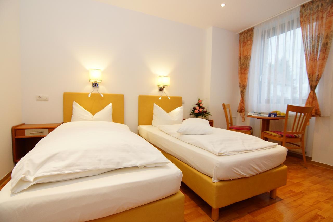 Hotel Spitzenpfeil Michelau in Oberfranken Ngoại thất bức ảnh