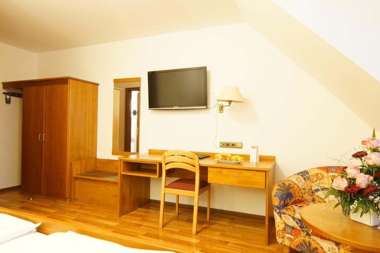 Hotel Spitzenpfeil Michelau in Oberfranken Ngoại thất bức ảnh