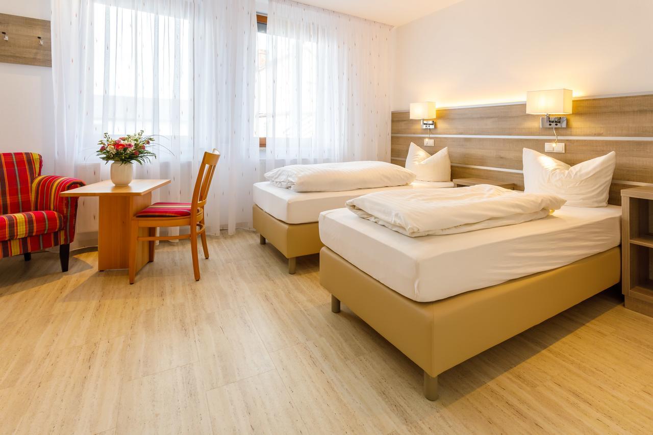 Hotel Spitzenpfeil Michelau in Oberfranken Ngoại thất bức ảnh
