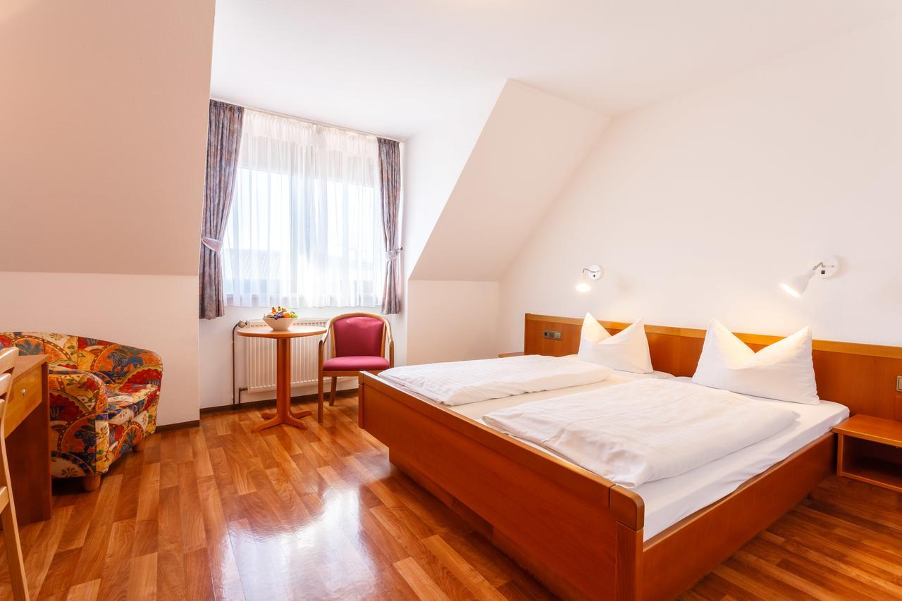 Hotel Spitzenpfeil Michelau in Oberfranken Ngoại thất bức ảnh