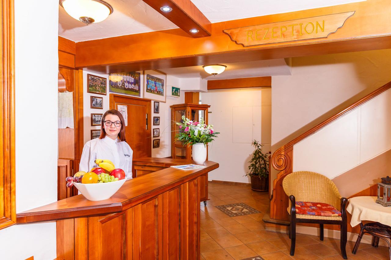 Hotel Spitzenpfeil Michelau in Oberfranken Ngoại thất bức ảnh